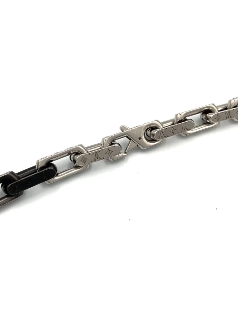 Louis Vuitton Collier Monogram Chain Metal Silver Black Necklace